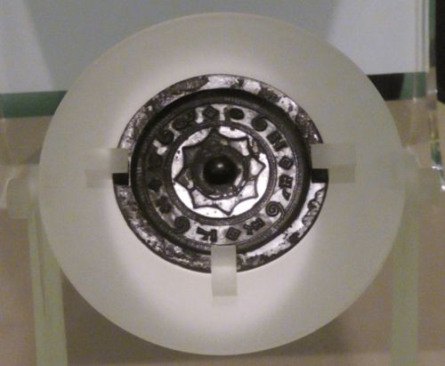 上海博物館珍藏近百萬件文物,件件都是精品,其中一件堪稱國寶級(jí)